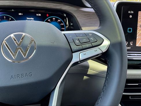 New 2026 Volkswagen Atlas SEL Premium R-Line image 11