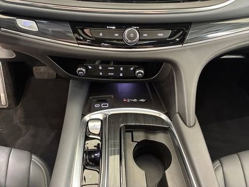 Certified 2024 Buick Enclave Essence w/ Experience Buick Package AWD/4WD image 21