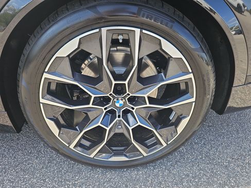 New 2026 BMW X7 xDrive40i w/ M Sport Package AWD/4WD image 34