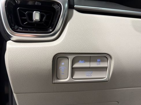 Used 2023 Kia Sorento SX image 23