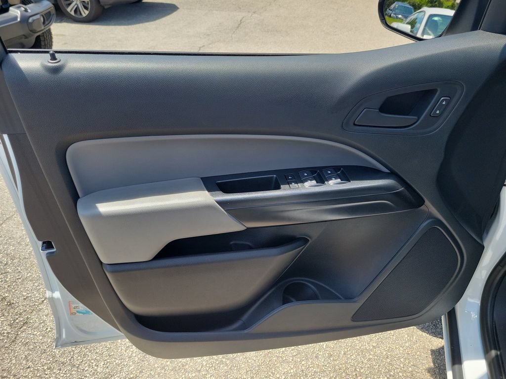 Used 2022 Chevrolet Colorado W/T w/ WT Convenience Package RWD image 9