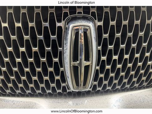 Used 2022 Lincoln Navigator Reserve image 14