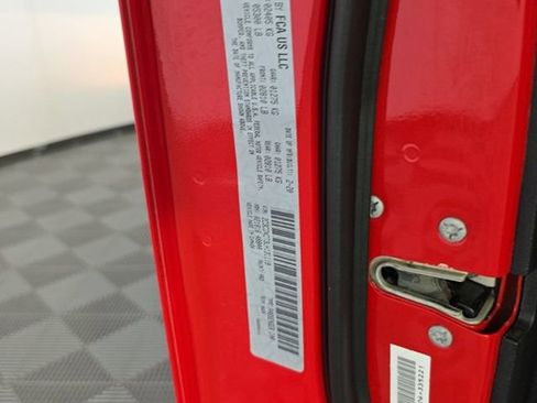Used 2020 Dodge Charger R/T RWD image 13