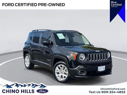 Used 2017 Jeep Renegade Latitude image 1