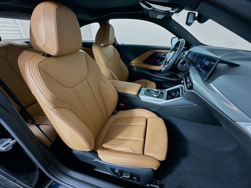Used 2025 BMW 230i Coupe w/ M Sport Package RWD image 29