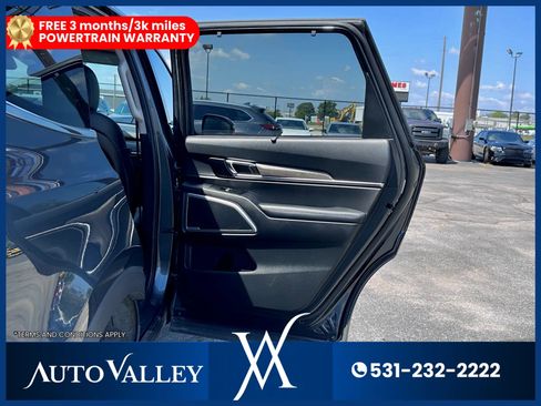 Used 2022 Kia Telluride EX w/ EX Premium Package image 25