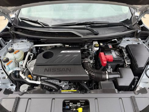 Used 2025 Nissan Rogue SV FWD image 33