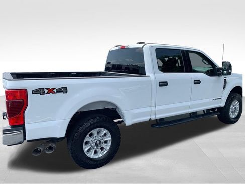 Used 2022 Ford F250 XLT AWD/4WD image 5