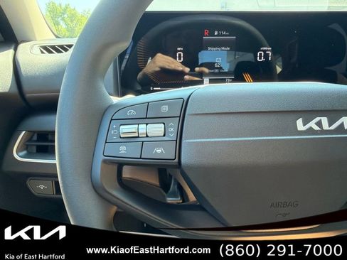 New 2026 Kia K4 FWD image 31