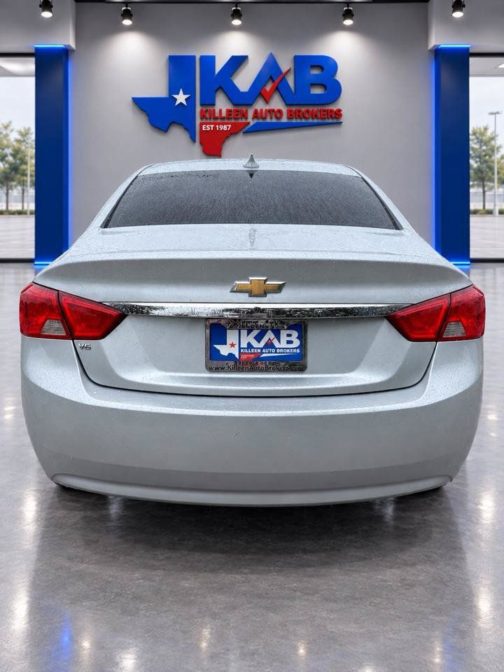 Used 2018 Chevrolet Impala LS FWD image 3