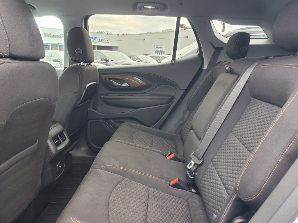 Used 2020 GMC Terrain SLE w/ Driver Convenience Package FWD image 23