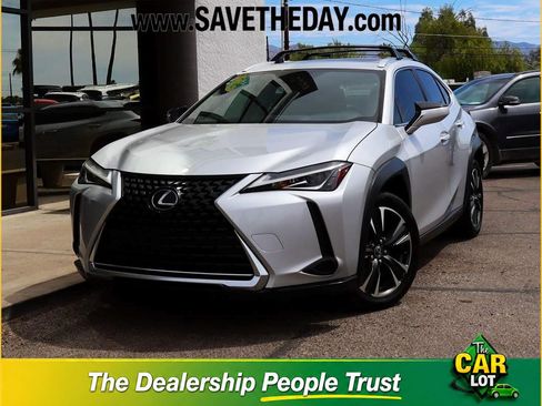 Used 2019 Lexus UX 200 w/ Premium Package FWD image 1