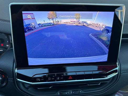 New 2026 Jeep Compass Latitude image 16