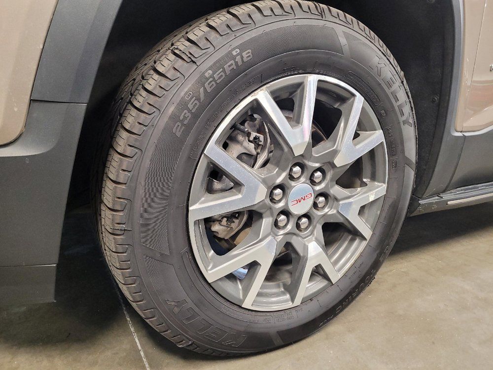 Used 2023 GMC Acadia SLE w/ Driver Convenience Package AWD/4WD image 31