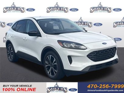 Used 2022 Ford Escape SE w/ SE Sport Appearance Package