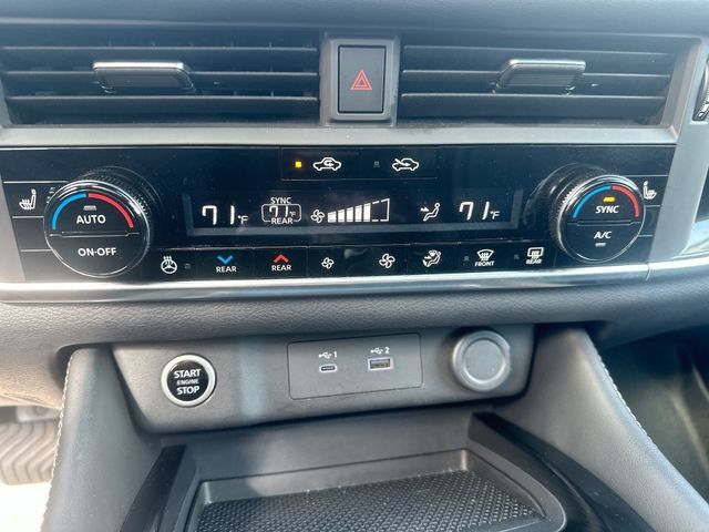 Used 2023 Nissan Rogue SL w/ SL Premium Package AWD/4WD image 40