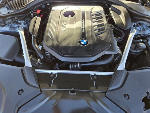 Used 2019 BMW 540i xDrive w/ M Sport Package image 31