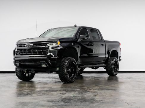 Used 2023 Chevrolet Silverado 1500 RST image 7