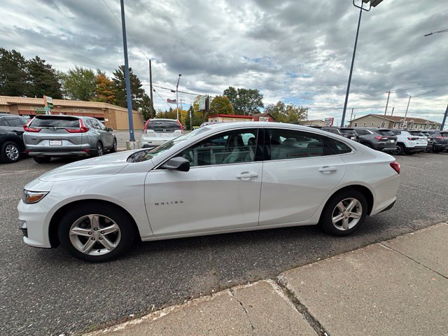 Used 2021 Chevrolet Malibu LS FWD image 4
