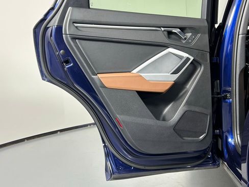 Used 2022 Audi Q3 2.0T Premium w/ Convenience Package image 16