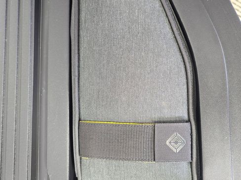 Used 2024 Rivian R1T Adventure AWD/4WD image 32