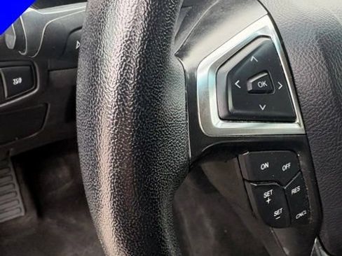 Used 2024 Ford Edge SEL AWD/4WD image 16