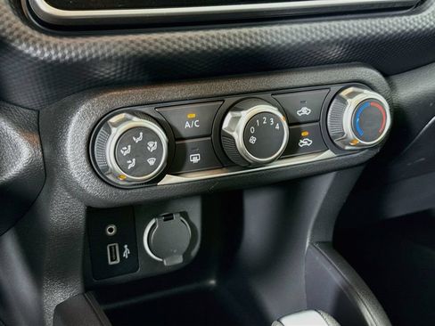 Used 2023 Nissan Kicks S FWD image 18