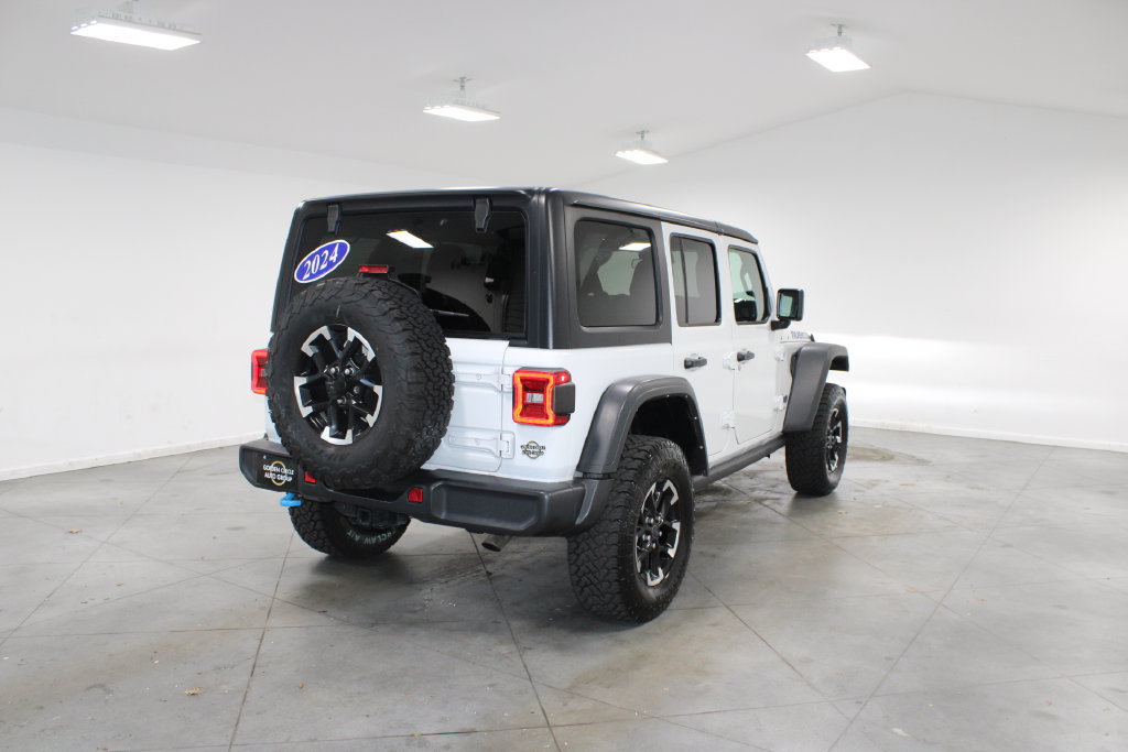 Used 2024 Jeep Wrangler Unlimited Rubicon 4xe AWD/4WD image 9