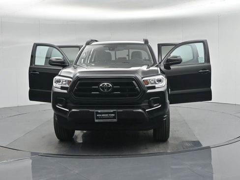 Used 2023 Toyota Tacoma SR image 32
