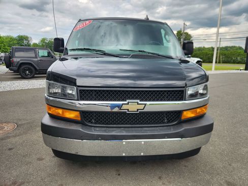 Used 2018 Chevrolet Express 2500 w/ Driver Convenience Package RWD image 23