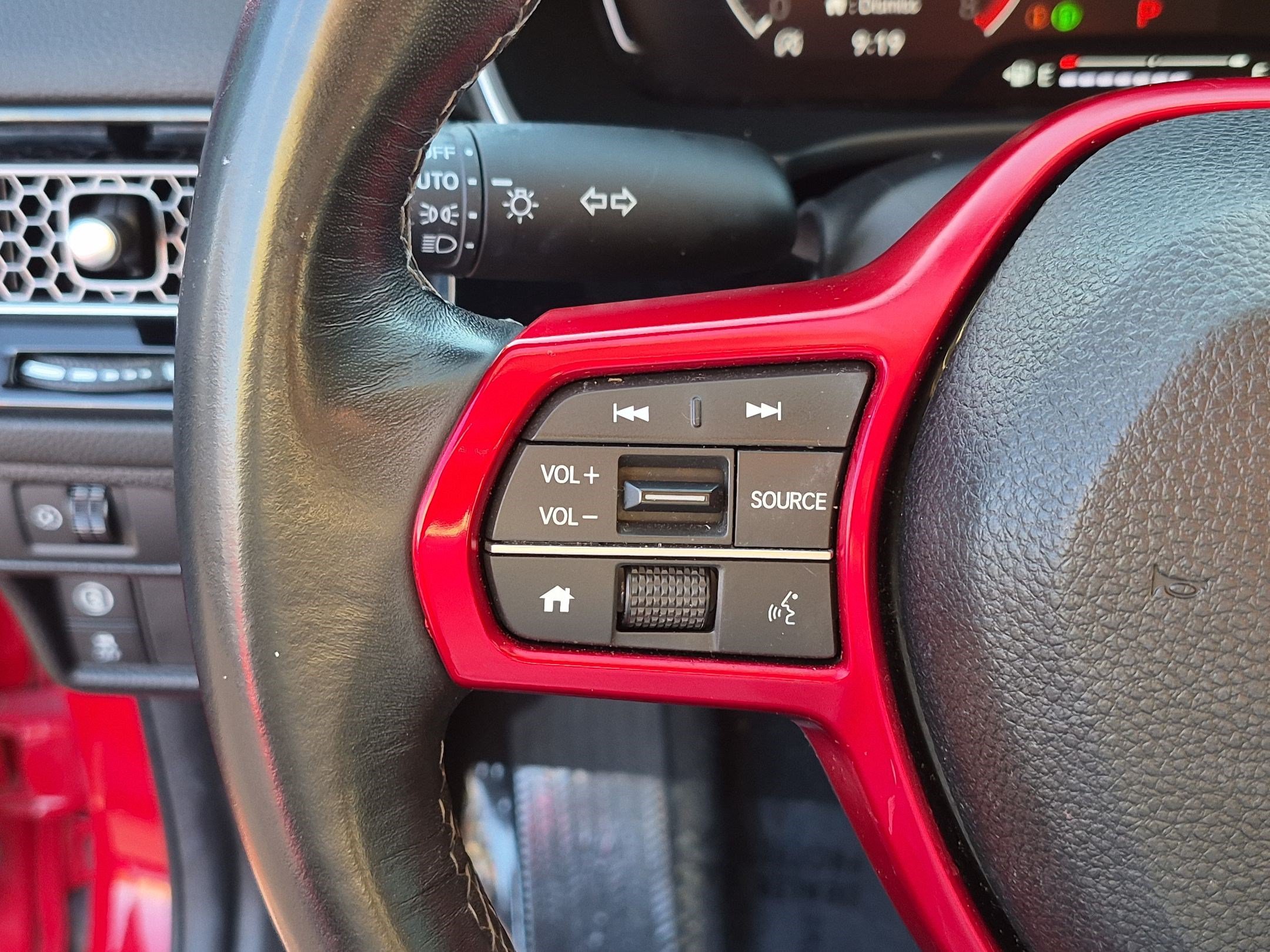 Used 2024 Honda Civic EX-L image 19