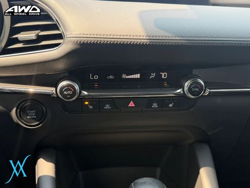 Used 2023 MAZDA MAZDA3 s AWD/4WD image 36