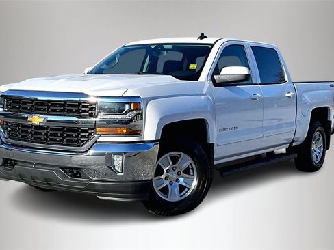 Certified 2018 Chevrolet Silverado 1500 LT w/ LT Fleet Convenience Package image 3
