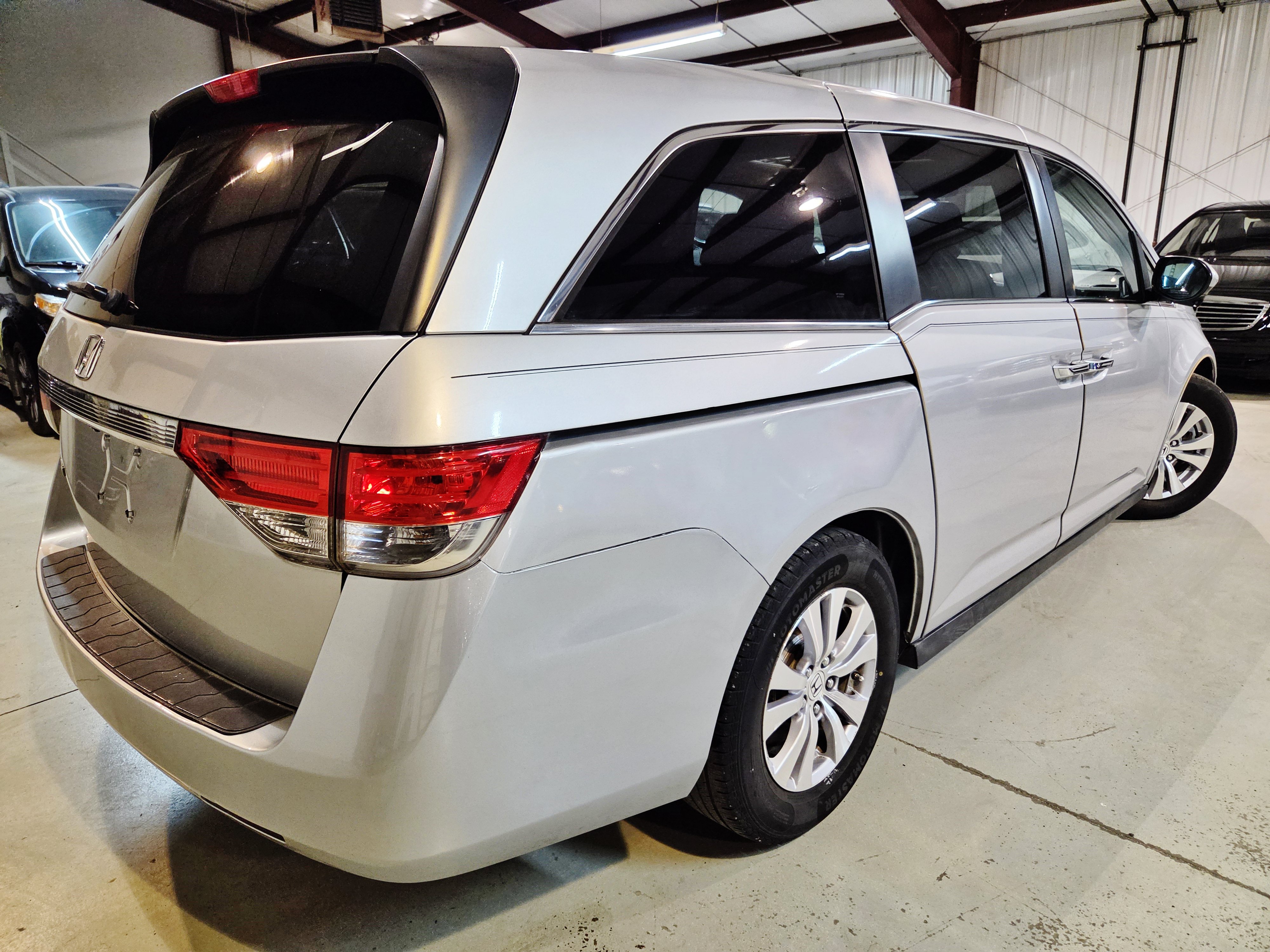 Used 2015 Honda Odyssey EX-L image 8