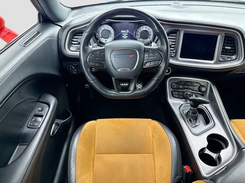 Used 2020 Dodge Challenger R/T Scat Pack w/ Shaker Package image 10