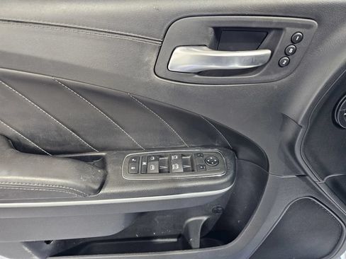 Used 2018 Dodge Charger SRT Hellcat w/ Harman/Kardon Audio Group RWD image 13