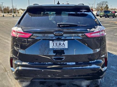 Certified 2024 Ford Edge SE w/ Black Appearance Package AWD/4WD image 16