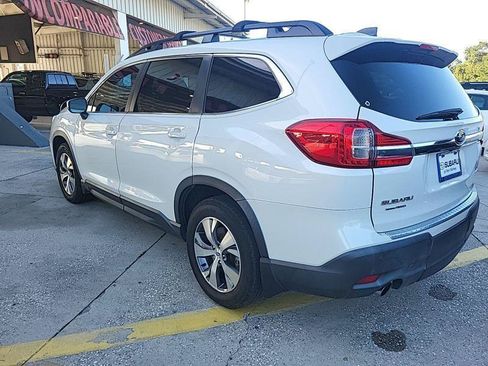 Used 2019 Subaru Ascent Premium w/ Popular Package #2 AWD/4WD image 3
