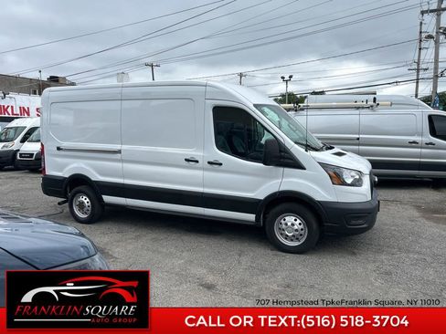 Used 2023 Ford Transit 250 T-250 148 Med Rf 9070 GVWR AW w/ Load Area Protection Package image 4