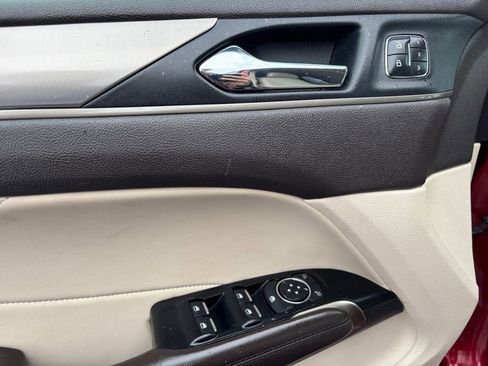 Used 2019 Lincoln MKC Premiere image 16