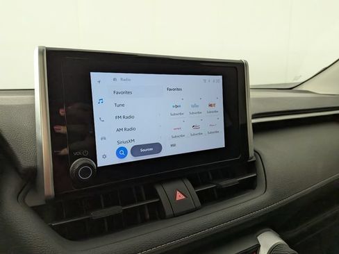 Used 2024 Toyota RAV4 XLE FWD image 18