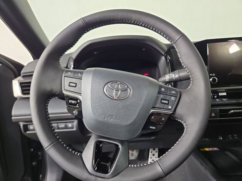 New 2026 Toyota Camry SE image 24