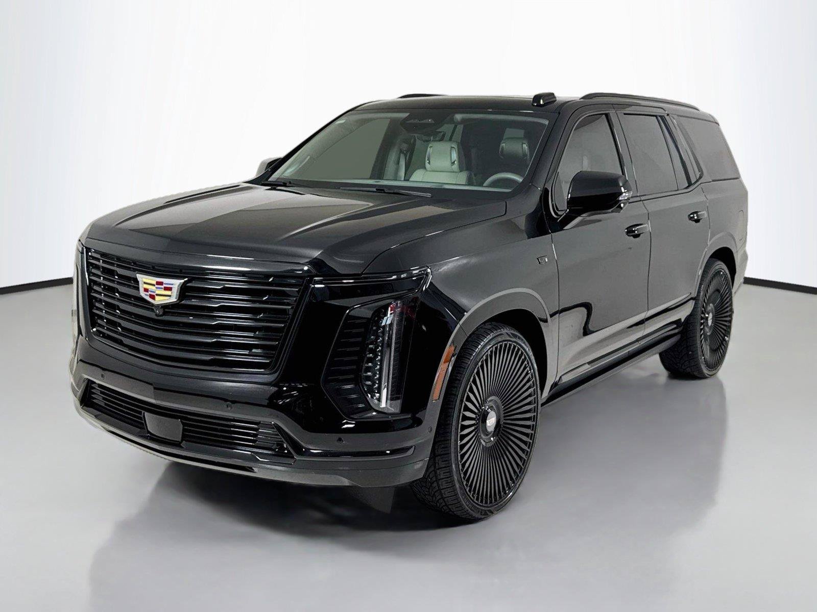 Used 2025 Cadillac Escalade Premium Luxury Platinum AWD/4WD image 9