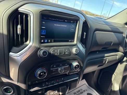 Used 2021 Chevrolet Silverado 1500 RST image 21