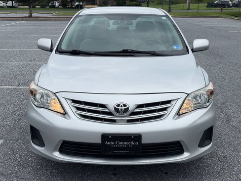 Used 2013 Toyota Corolla LE FWD image 3