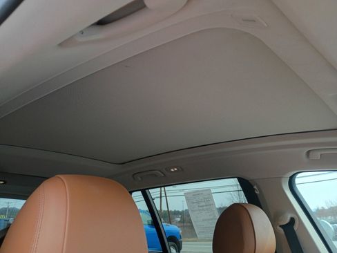 Used 2022 BMW X7 xDrive40i w/ Premium Package image 17