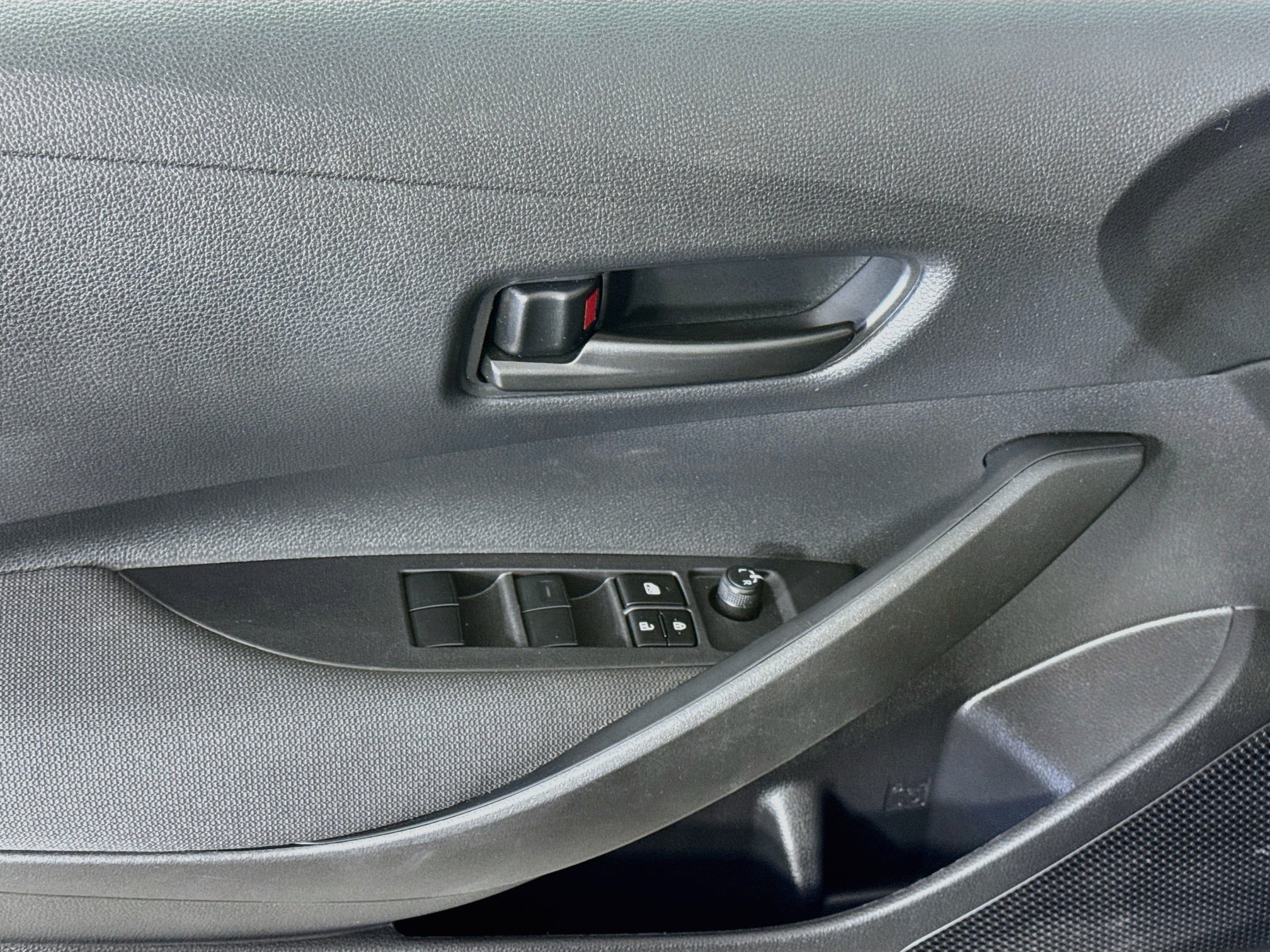 Certified 2024 Toyota Corolla LE FWD image 17
