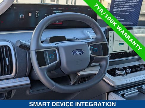 Certified 2025 Ford Expedition Active image 25