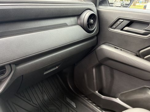 Used 2026 Chevrolet Colorado Trail Boss AWD/4WD image 37