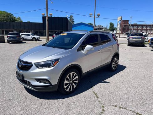 Used 2019 Buick Encore Essence AWD/4WD image 7
